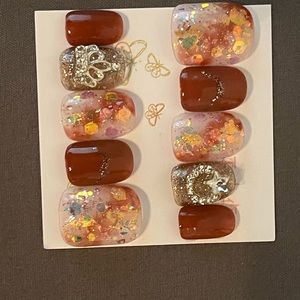 press on nails fake nails